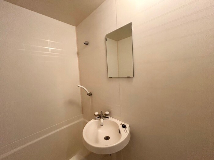 物件内観写真10　(洗面)