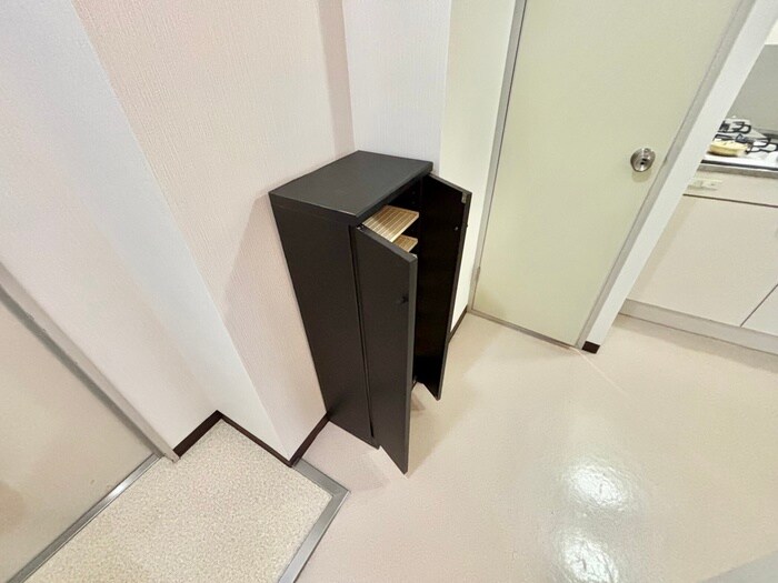 物件内観写真15　(靴箱)