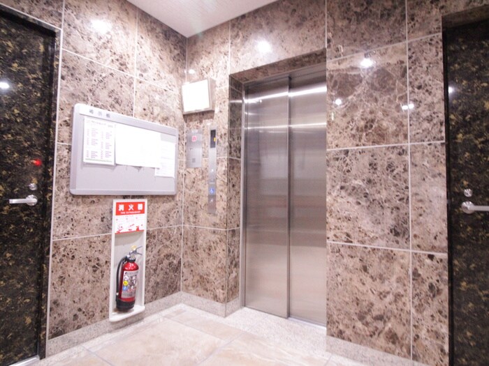 物件外観写真6　(建物設備)