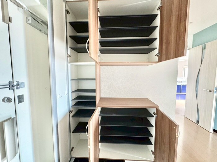 物件内観写真19　(靴箱)