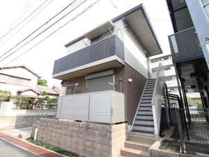 シャーメゾン　パインブック外観写真