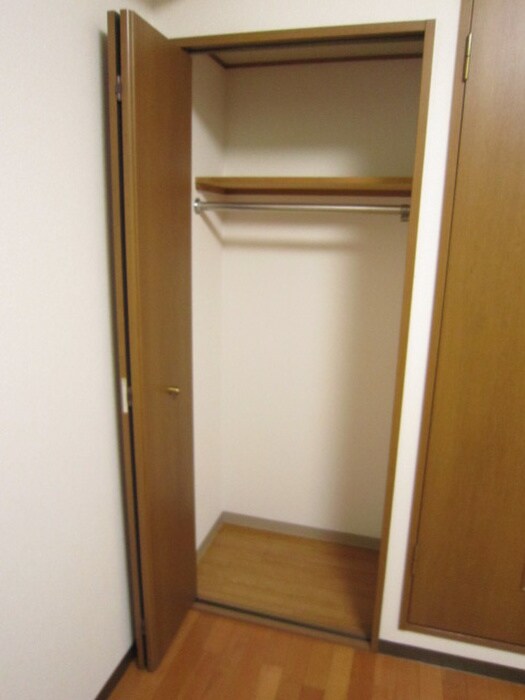 物件内観写真11　(収納)