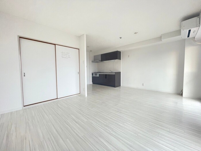 物件内観写真7　(居室)