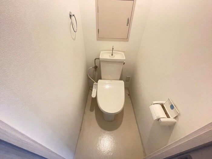 物件内観写真12　(トイレ)