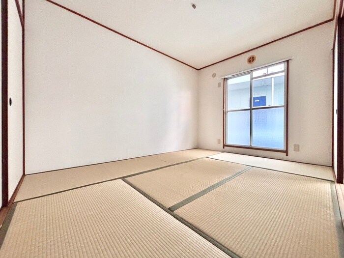 物件内観写真9　(居室)