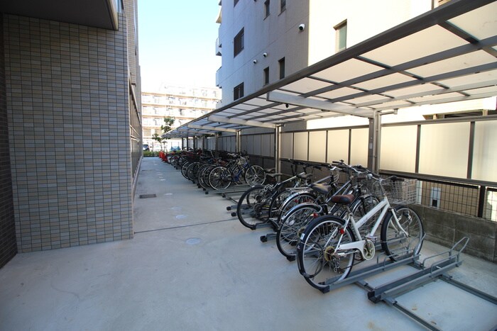 物件外観写真6　(駐輪場)