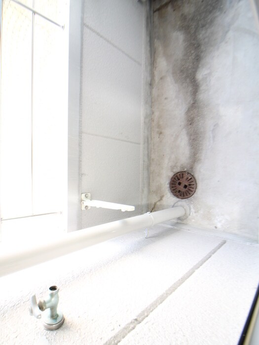 物件内観写真9　(洗濯機置場)