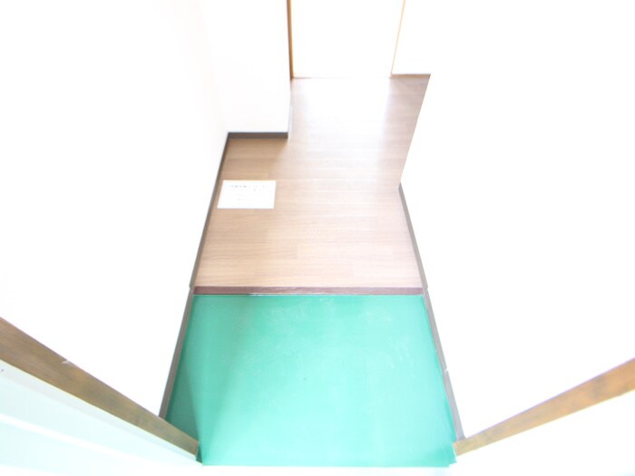 物件内観写真15　(玄関)