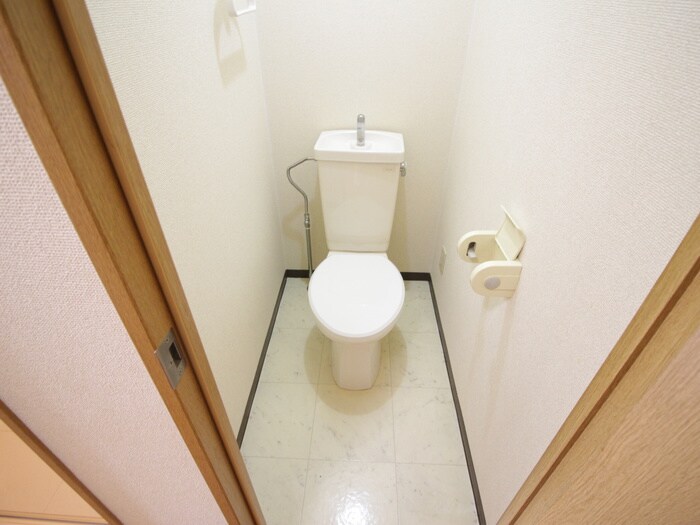 物件内観写真11　(トイレ)