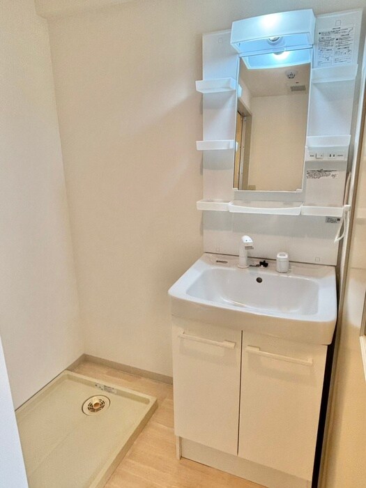 物件内観写真9　(洗面)