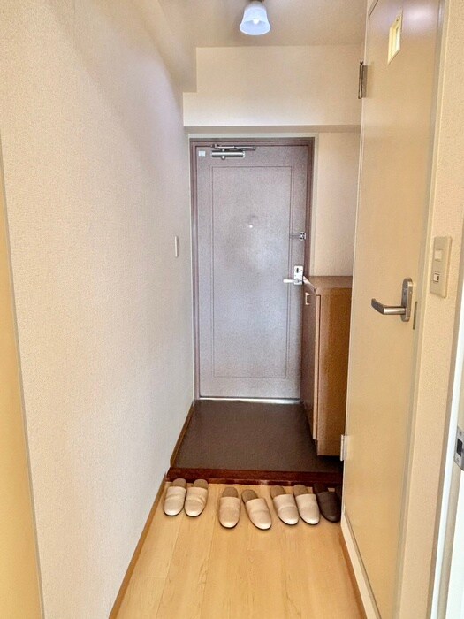 物件内観写真14　(廊下)