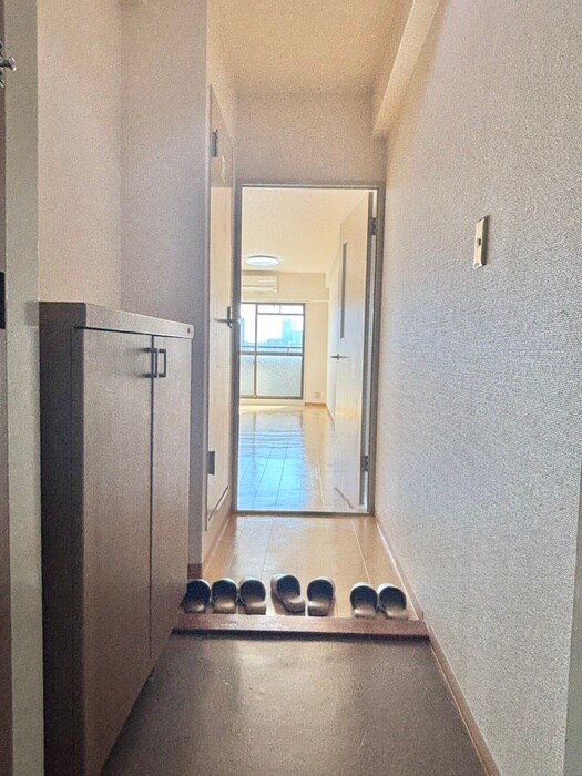 物件内観写真21　(玄関)