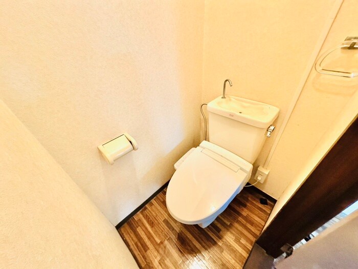 物件内観写真11　(トイレ)
