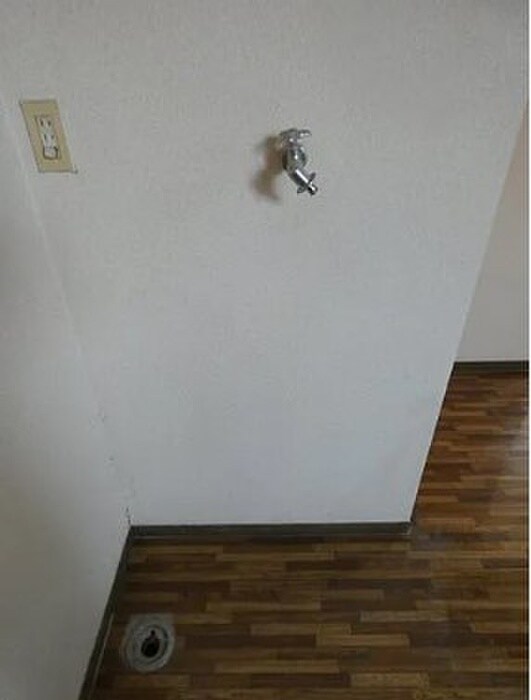 物件内観写真22　(洗濯機置場)