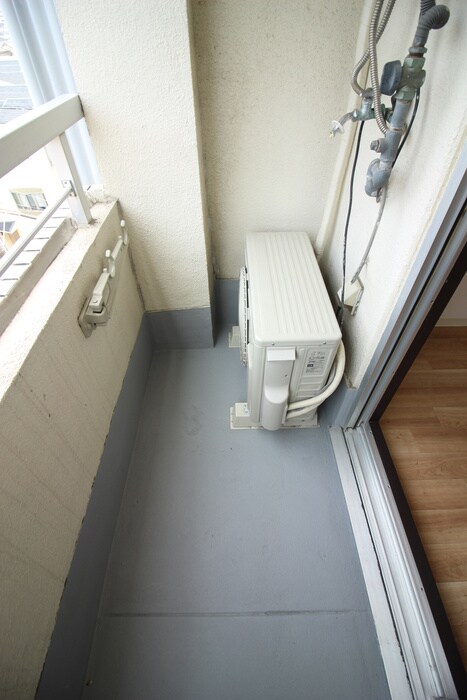 物件内観写真18　(洗濯機置場)