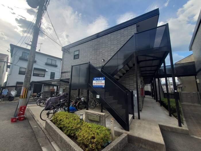 物件外観写真1　(外観写真)