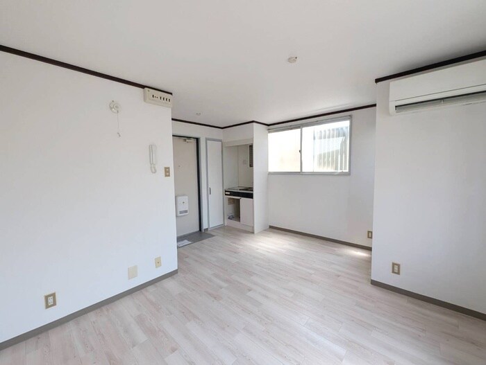 物件内観写真12　(居室)