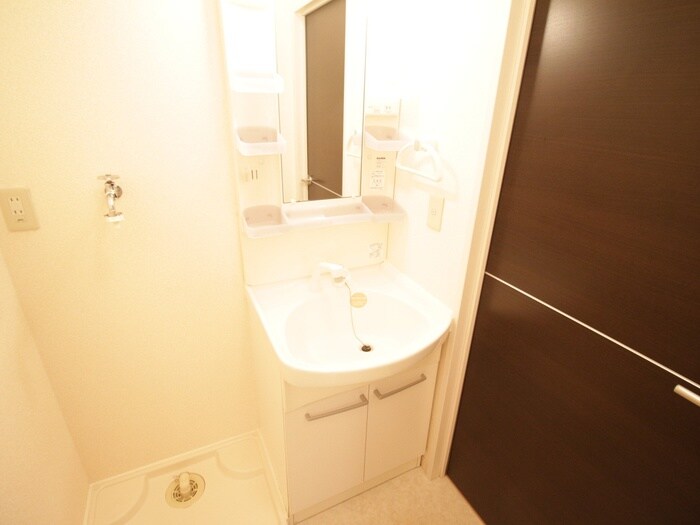 物件内観写真15　(洗面)
