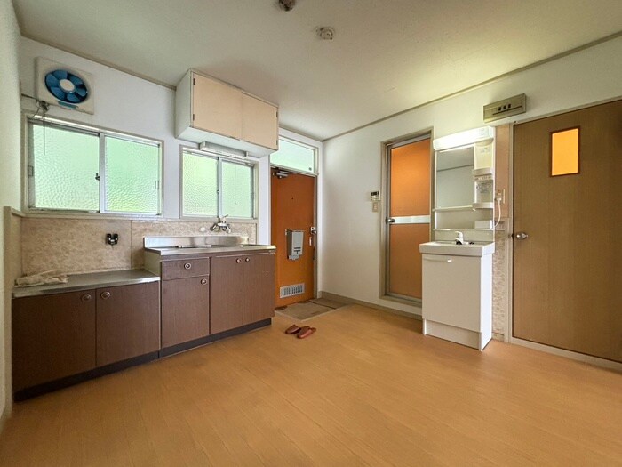 物件内観写真7　(居室)