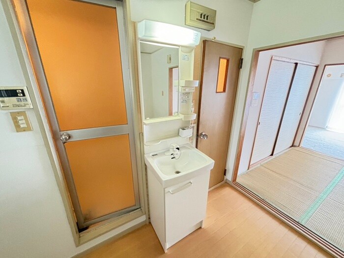 物件内観写真13　(洗面)