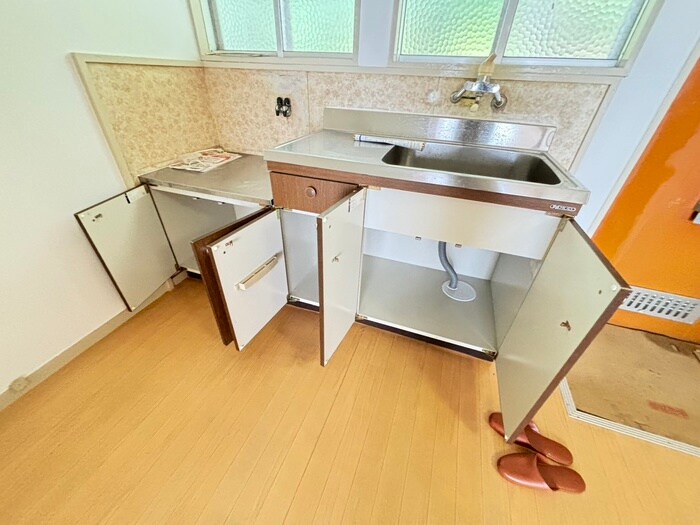 物件内観写真15　(収納)