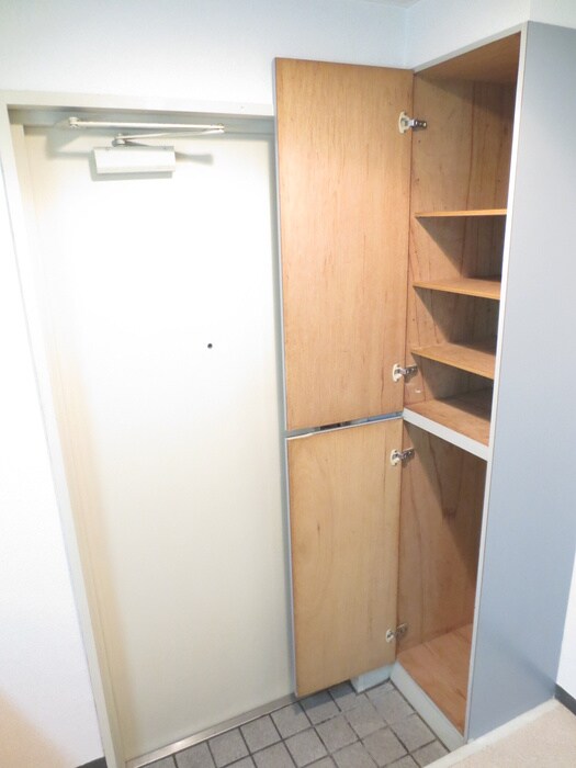 物件内観写真16　(靴箱)