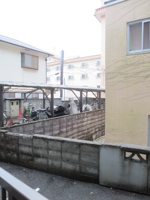 物件内観写真22　(室内からの展望)