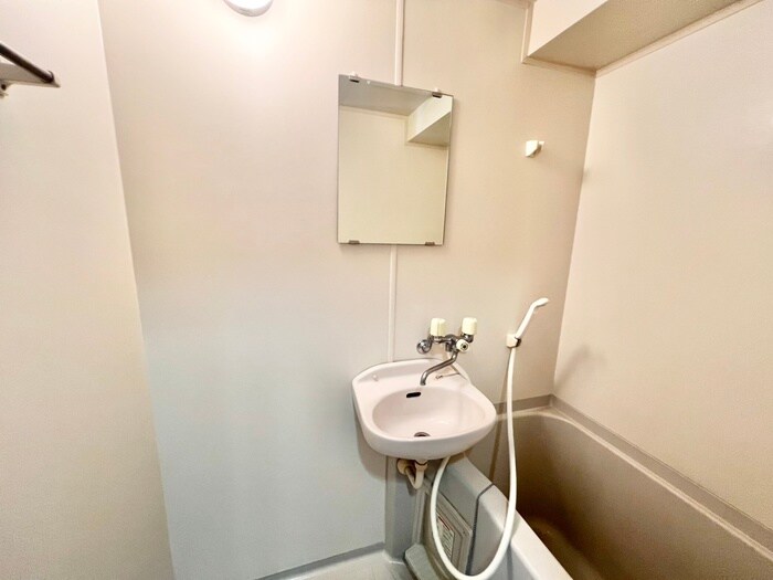 物件内観写真10　(洗面)