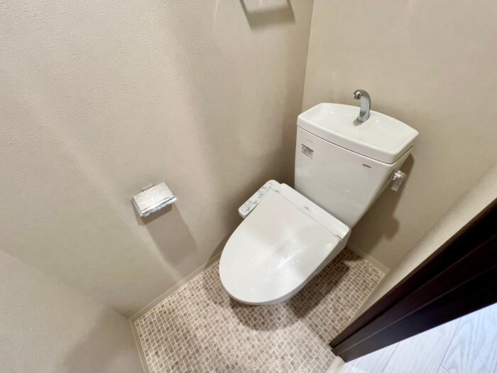 物件内観写真11　(トイレ)