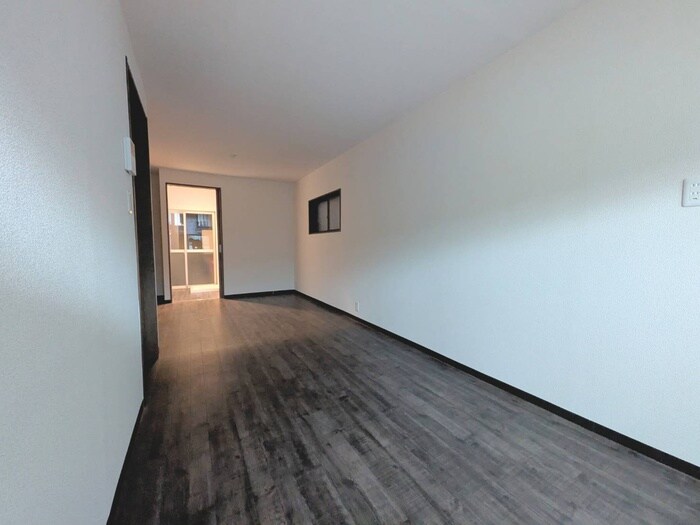 物件内観写真8　(居室)