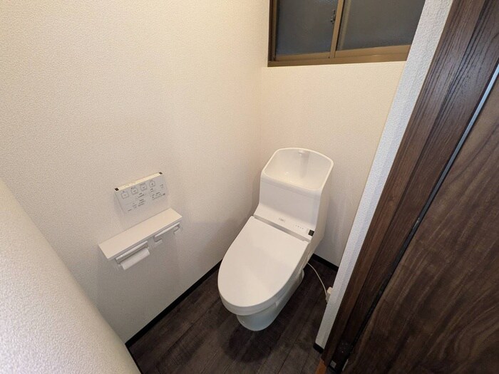 物件内観写真16　(トイレ)