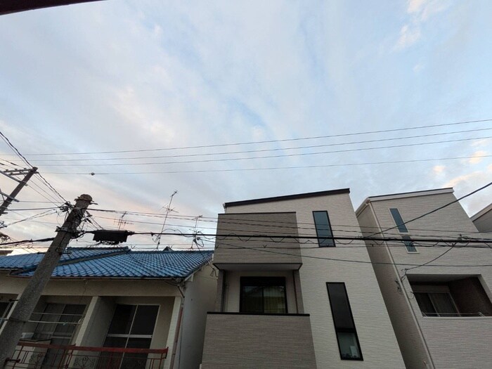 物件内観写真22　(室内からの展望)