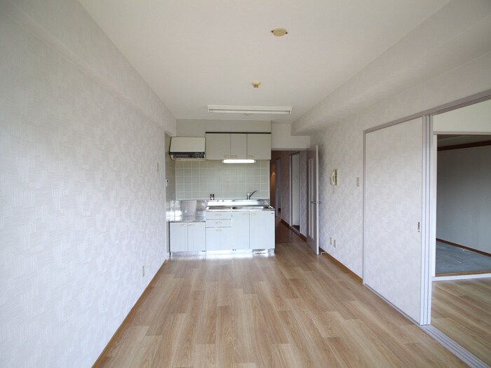 物件内観写真5　(居室)