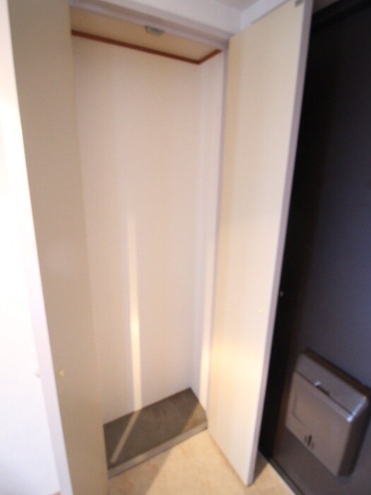 物件内観写真10　(靴箱)