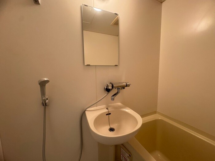 物件内観写真11　(洗面)