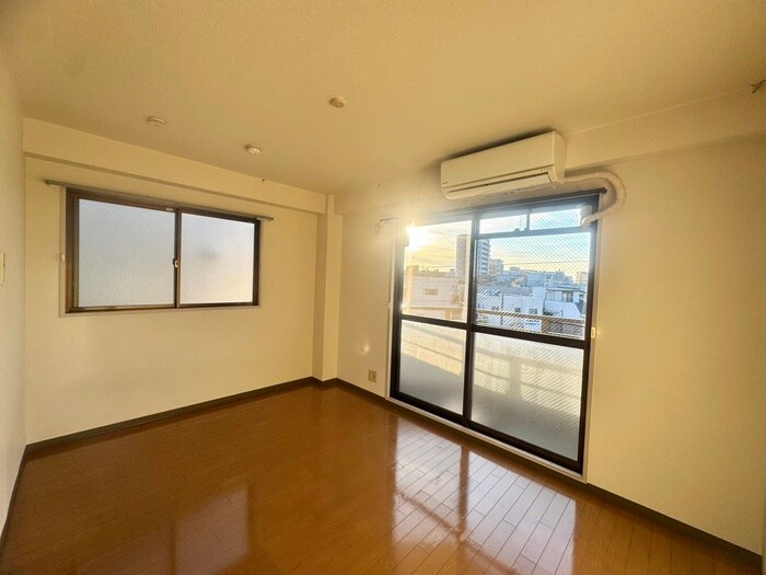 物件内観写真13　(居室)