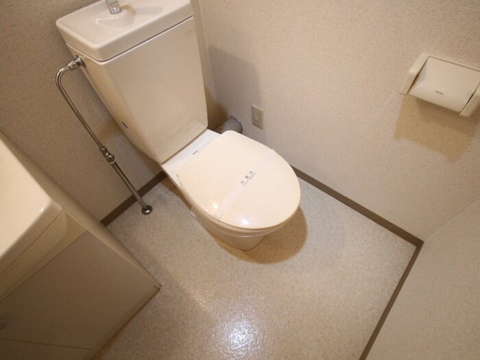 物件内観写真11　(トイレ)