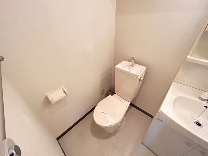 物件内観写真13　(トイレ)