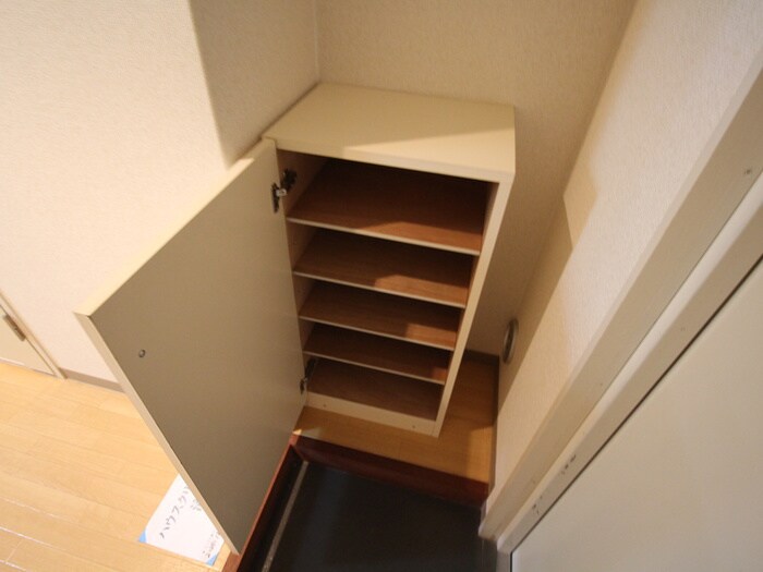 物件内観写真15　(靴箱)