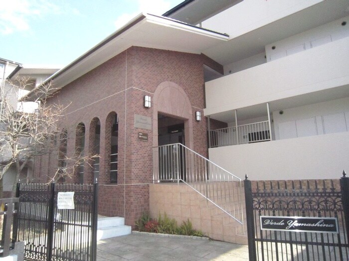 物件外観写真4　(外観写真)