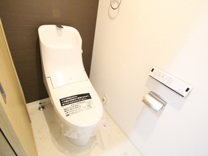 物件内観写真11　(トイレ)