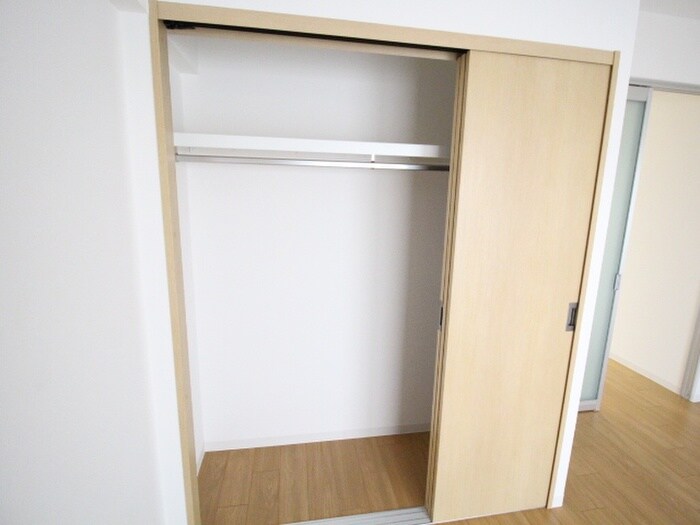 物件内観写真15　(収納)