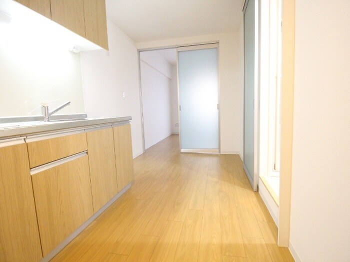 物件内観写真18　(廊下)