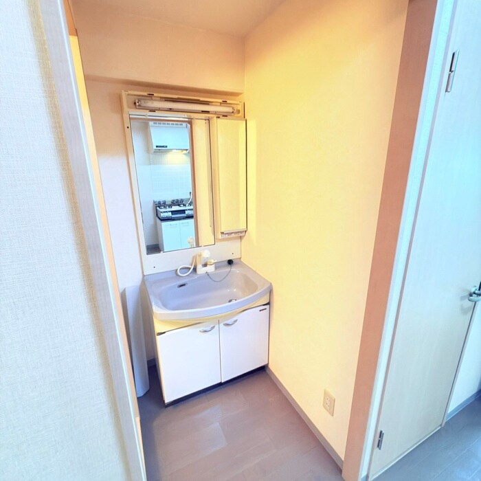 物件内観写真12　(洗面)