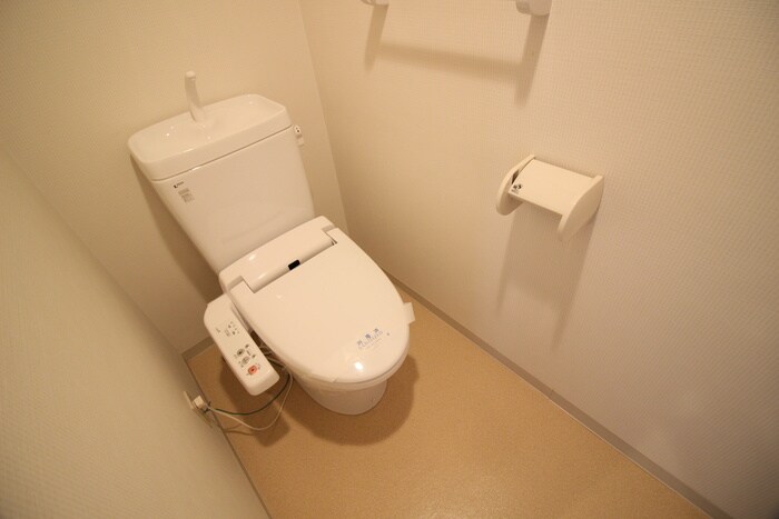 物件内観写真14　(トイレ)