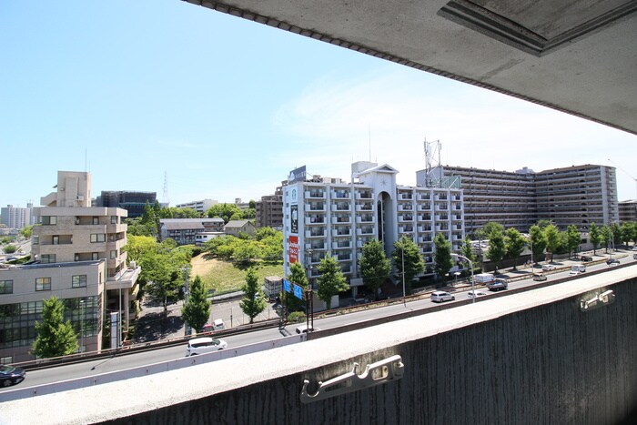 物件内観写真21　(室内からの展望)