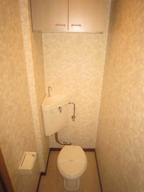 物件内観写真9　(トイレ)