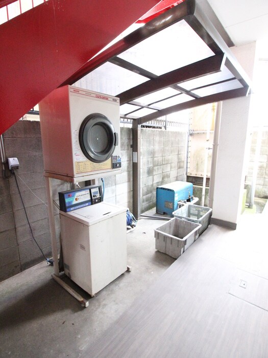 物件外観写真6　(建物設備)