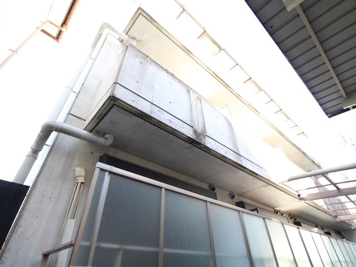 物件外観写真3　(駐車場)