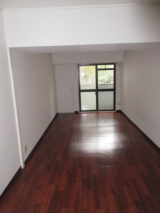 物件内観写真15　(玄関)